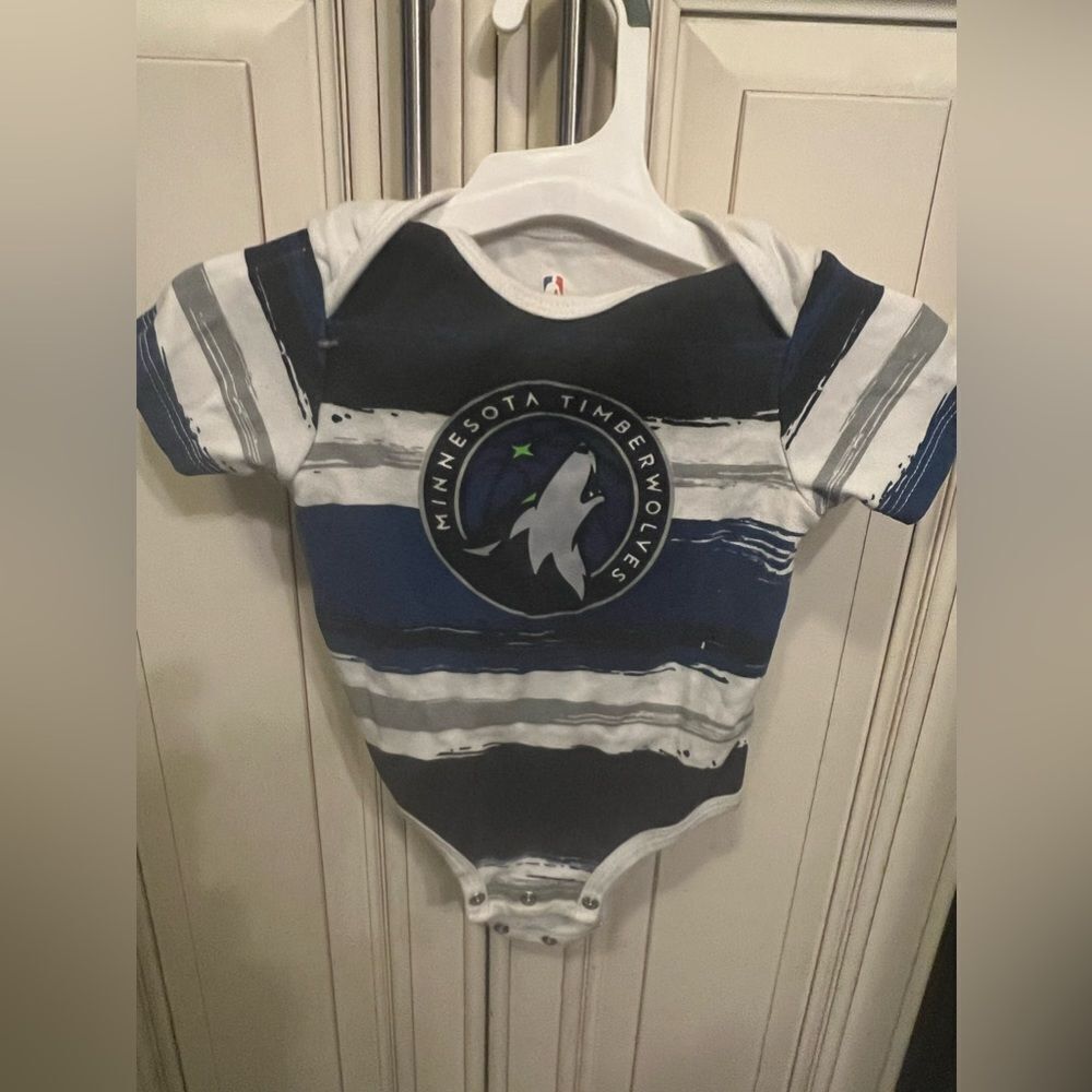 NBA Minnesota Timberwolves Baby Outfit  12 Months